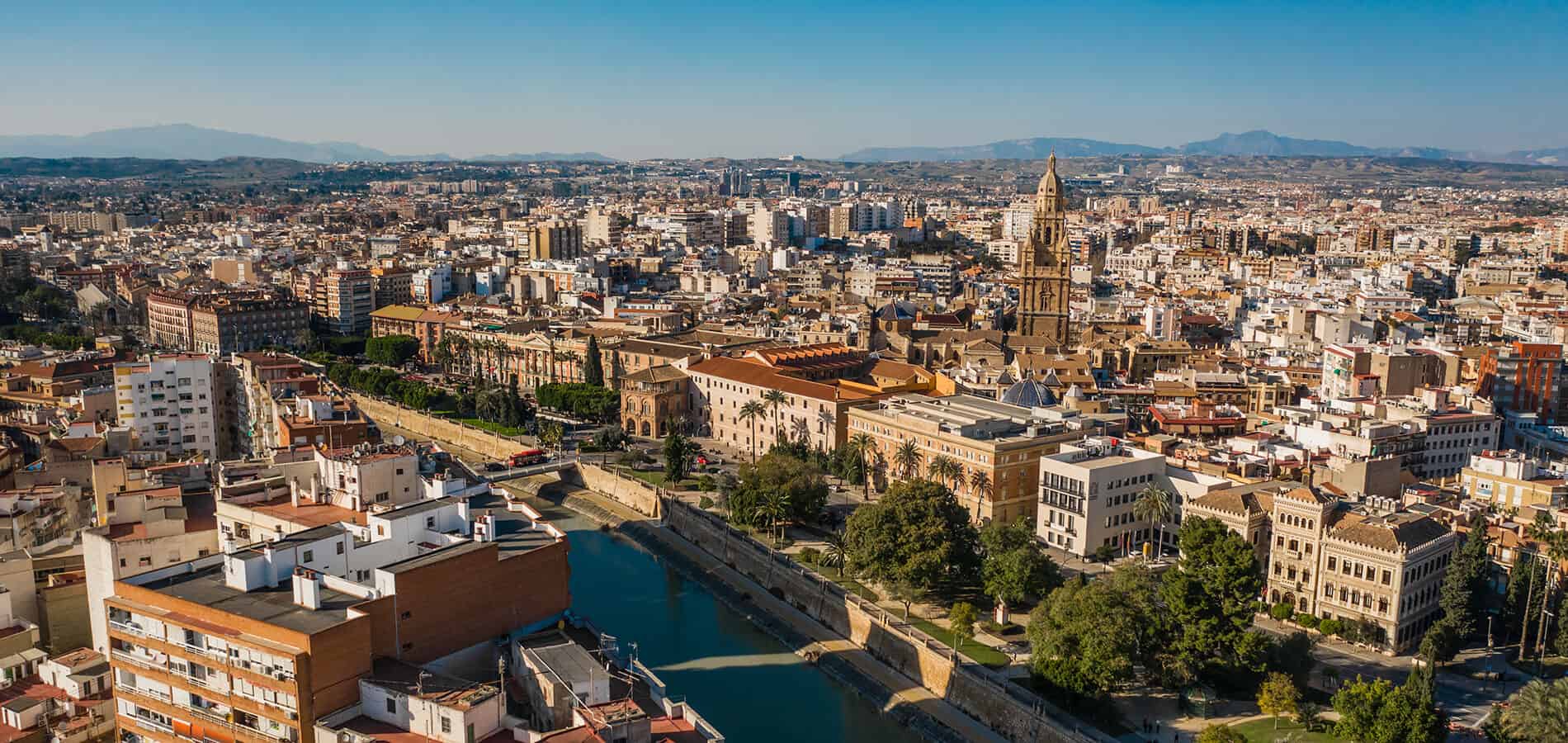 excellent-location-near-the-conference-centre-and-the-old-town-hotel